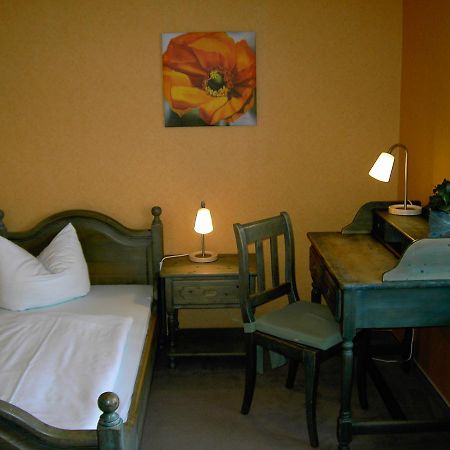 Landhotel Am Fuchsbach Berga  Esterno foto